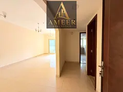 SPACIOUS 2 BHK WITH BALCONY WITH COVERED PARKING FREE WITH BUILT IN WARDROBES ON A VERY PRIME LOCATI