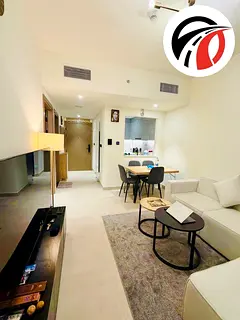 ELEGANT APARTMENT || PRIME LOCATION || READY TO MOVE || BIG SIZE