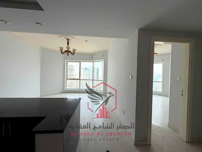 اطلالة بحرية لاجمل تصميم مطبخ امريكي غرف وصالة تكييف علي المالك بشهر وجيم ومسبح مجانا للايجار السنوي في أجمل ابراج الشارقة