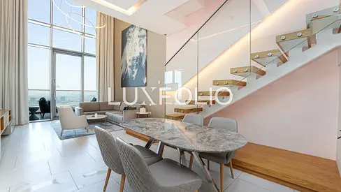 LUXURY | SPACIOUS | HIGH FLOOR