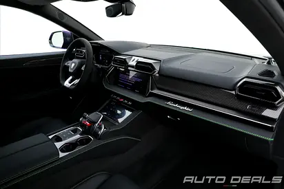 2025 Lamborghini URUS — миниатюра 11