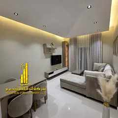 First occupancy, luxurious and elegant one-bedroom apartment, fully furnished with brand new, high-e