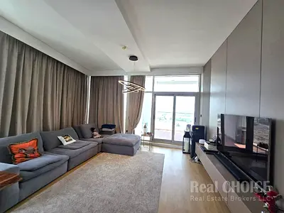 Penthouse I Great Location I Upgraded I VOT