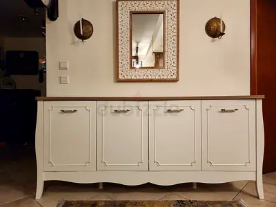 Cabinet and Mirror- Urgent Sale- Leaving the country