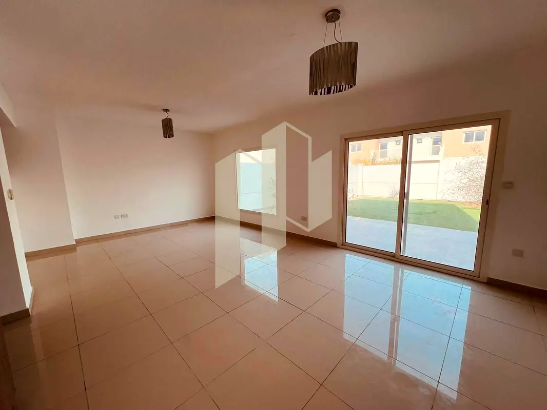 Private Garden | Family Home | Vacant
