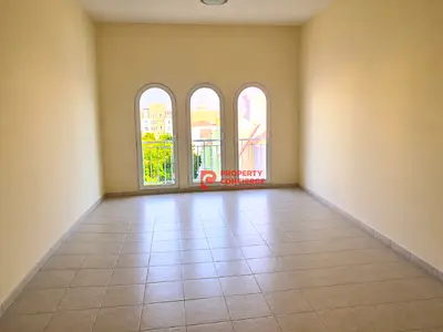 Hot Deal | 1 BHK with Balcony| Near Metro Station|