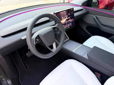 2026 Tesla MODEL Y — фото 8
