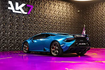 صورة 7 لـ 2023 Lamborghini HURACAN