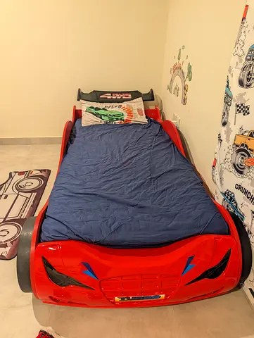 Red Race Car Kids Bed - Single Toddler Bed in Good Condition