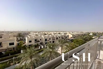 3 BR + M | Townhouse View | Vacant On Transfer
