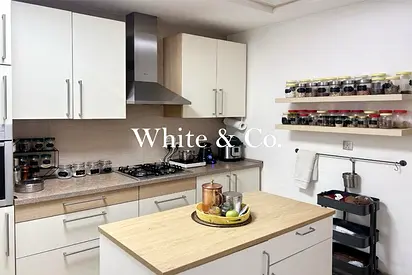 UNFURNISHED | APPLIANCES | END SEPTEMBER