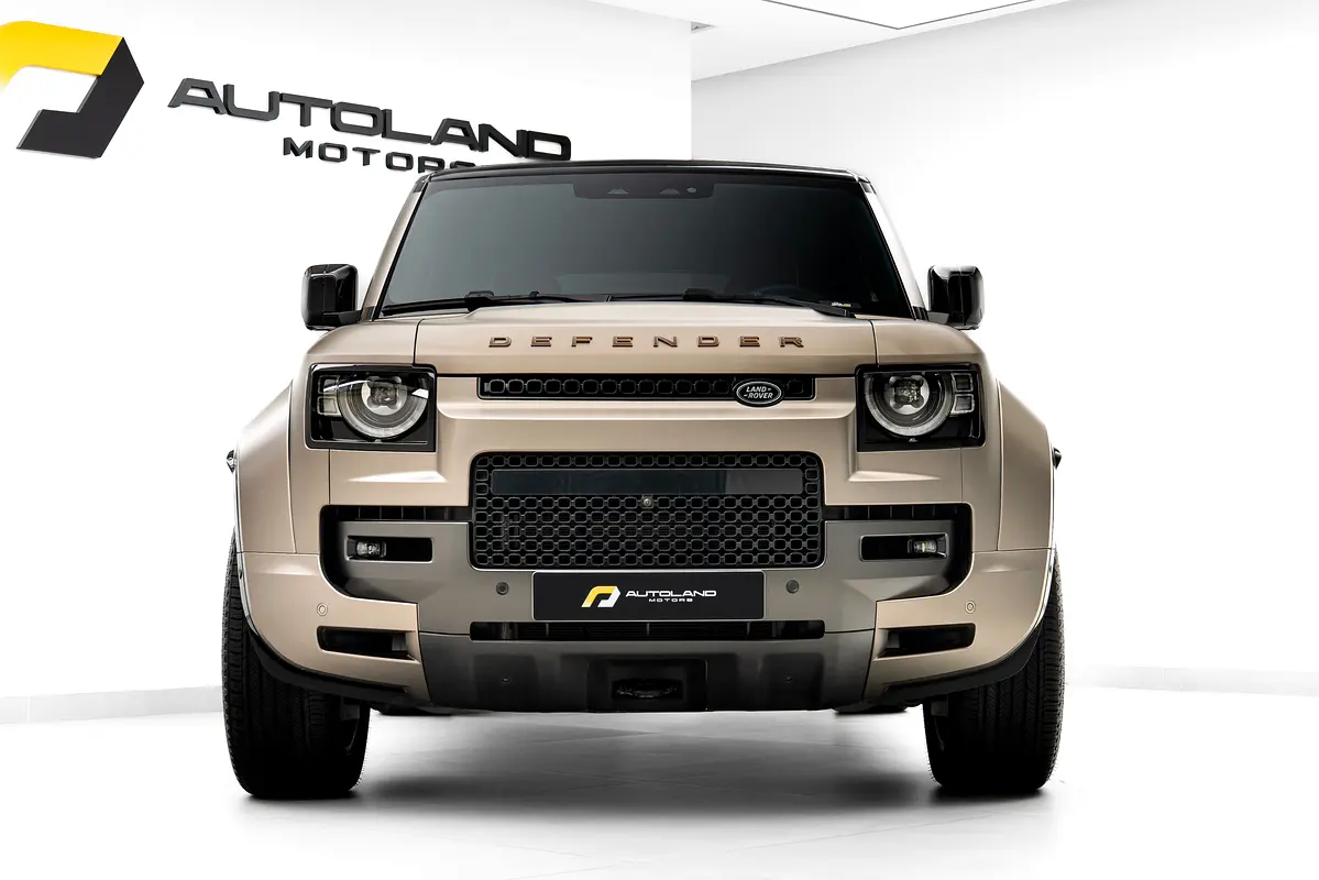 Land Rover Defender 2025
