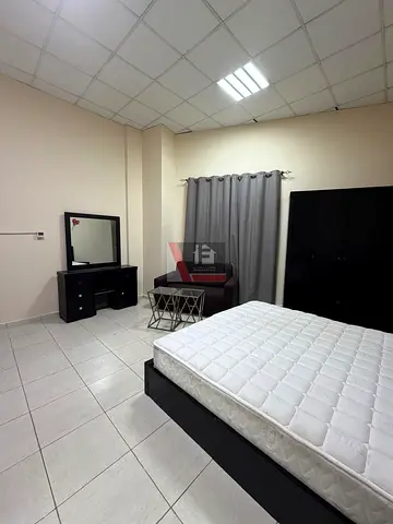 Very clean Big size studio ||modren structure ||out side free parking