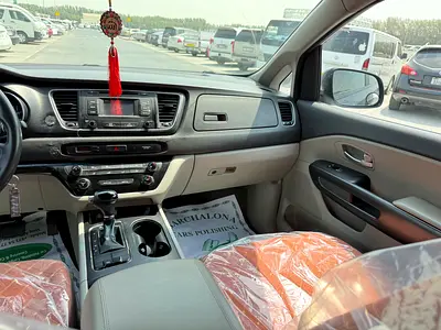 2016 KIA SEDONA — фото 12