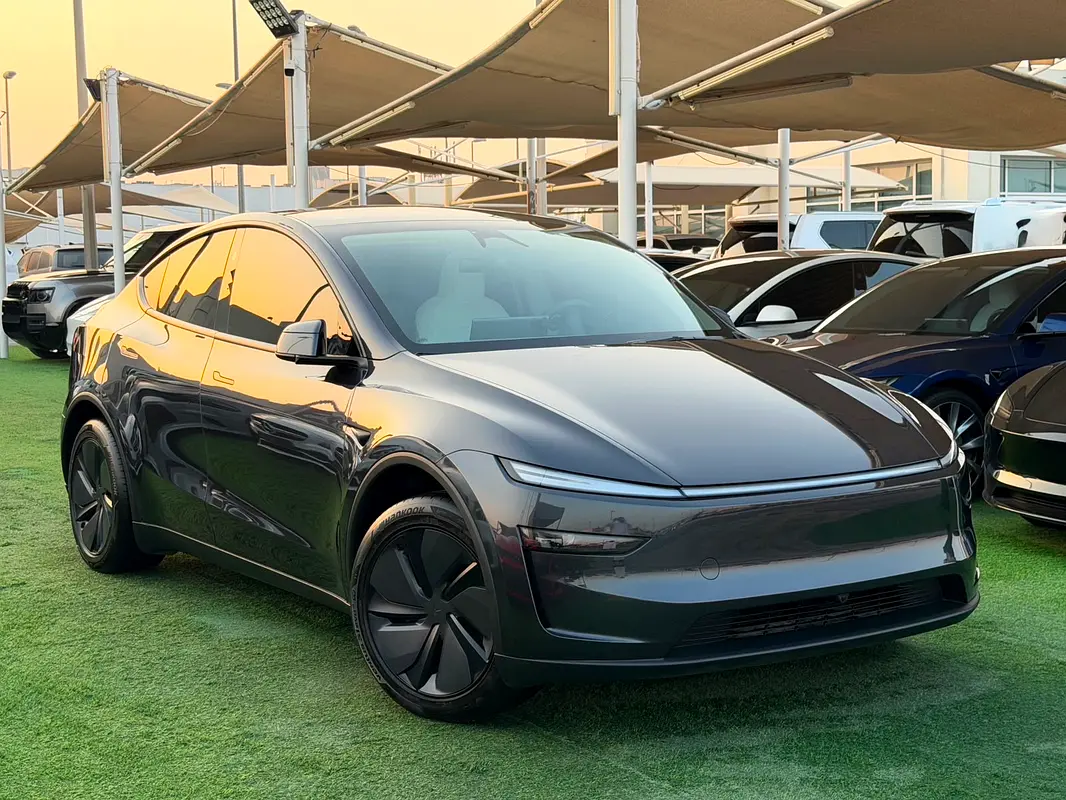 Tesla Model Y 2026