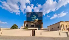 SUPER DISTRESS DEAL | LUXURIOUS STAND ALONE VILLA | 5 BEDROOMS + MAID | SUPER DELUXE FINISHES | HUGE