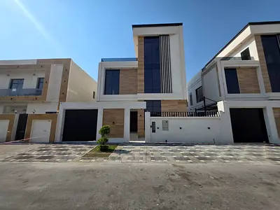 🏡 للبيع فيلا مودرن فاخرة في الياسمين – عجمان  فرصة مميزة لامتلاك فيلا عصرية بتصميم راقٍ ومساحات واسعة، في منطقة الياسمين بعجمان، مع واجهة حجرية أنيقة