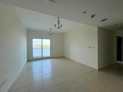 Spacious 2-Bedroom Apartment | Open Views | Mazaya 2, Queue Point