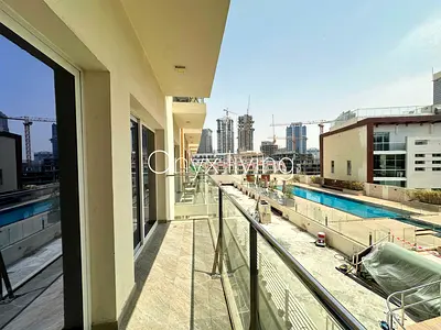 Spacious unit | Pool view | Ready to move