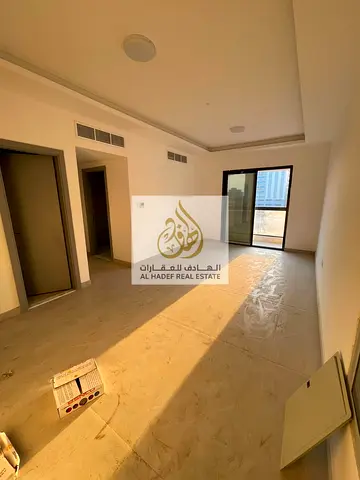 ✨ Brand-new apartment, first tenant, located in Al Jurf 3 in a prime and convenient location close to major services. The building features secure acc