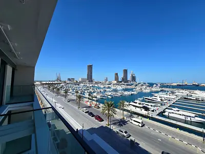 NO COMMISSION | Direct from Owner | BRAND NEW 3BR YACHT& SEA FACING