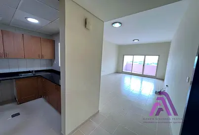 1 Bedroom with Balcony Chiller free