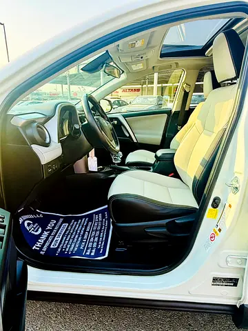 2017 Toyota RAV 4 — миниатюра 2