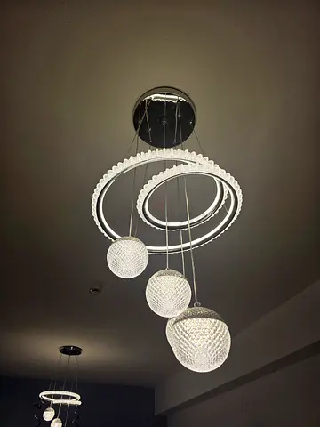 Light fittings / Chandelier