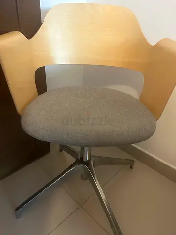 Work desk chair