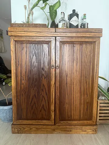 Solid Wood Two-Door bar