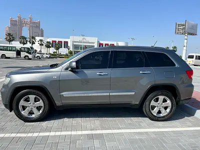 صورة مصغرة 3 لـ 2013 JEEP GRAND CHEROKEE