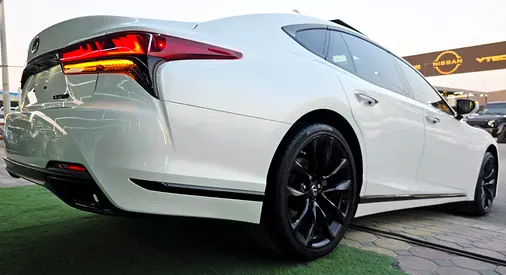 2020 Lexus LS-SERIES thumbnail 5