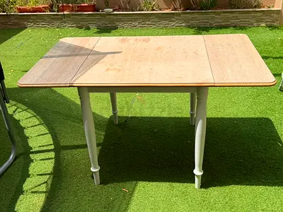 Ikea Foldable dining table : decluttering