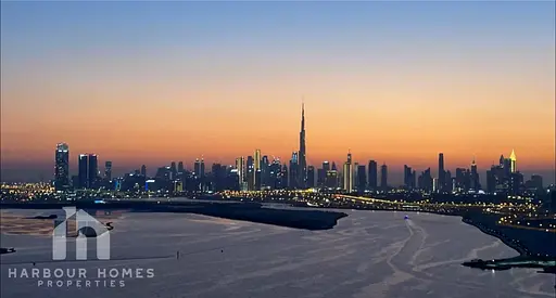 شقة بغرفتي نوم على الواجهة البحرية | كريك سايد 18 تاور B | مناظر بانورامية للأفق