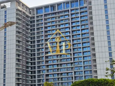 Canal and Community View | High Floor|| Cozy Furnished Unit