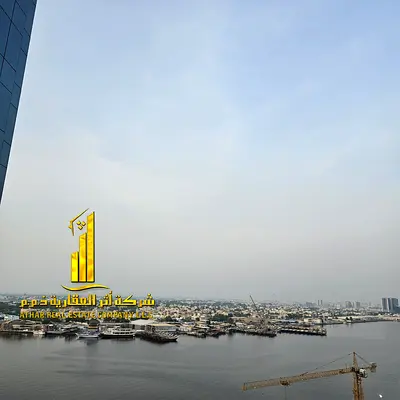 باطلاله بحريه شقة فاخره اول ساكن غرفتين وصالة مع بلكونه مفتوحه.عجمان برج الواحه. للإيجار الشهري. الايجار يشمل الفواتير والإنترنت وموقف
