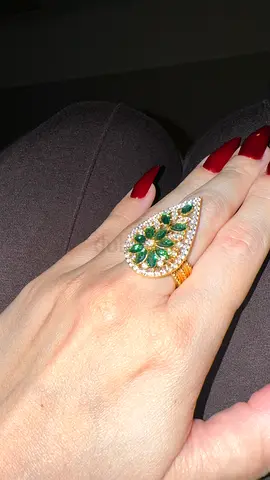 21 KT TRADITIONAL GOLD RING