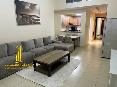 لراغبي الفخامة والتميز شقة فاخرة للايجار الشهري غرفة وصالة باطلالة مفتوحة مفروشة بالكامل باثاث راق جدا مع مطبخ مجهز بالكامل بأحدث الاجهزة ✨