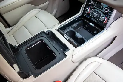 2024 GMC YUKON — фото 14