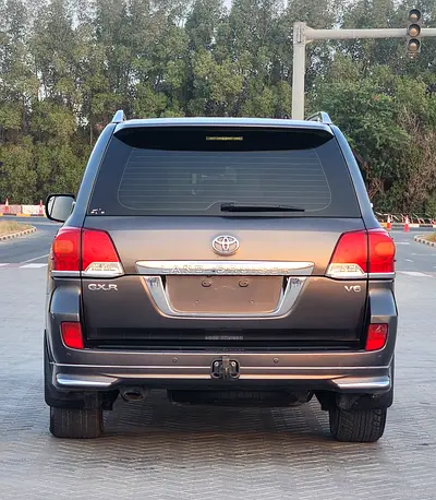 صورة 8 لـ 2013 Toyota LAND CRUISER