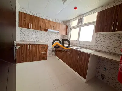 LIKE BARAND NEW FAMILY BUILDING 2BHK 2 WASHROOM CANTARAL AC ONLY 51K (OUT SAID COMMUNITY)