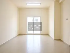 Like brand new lavish 2bhk with big terrace and fully family building