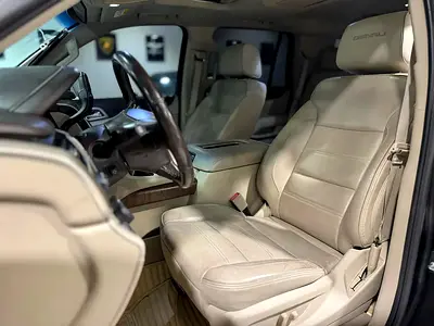 2019 GMC YUKON — фото 8