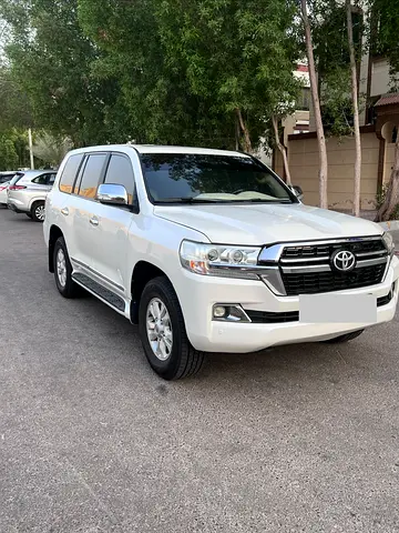 Toyota Land Cruiser GXR 2011 | GCC Specs | V8 Engine
