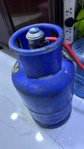 Used Blue 15kg LPG Gas Cylinder with Regulator