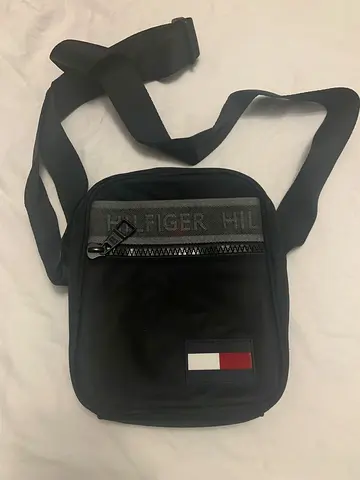 Tommy Hilfiger small black crossbody shoulder bag, good condition
