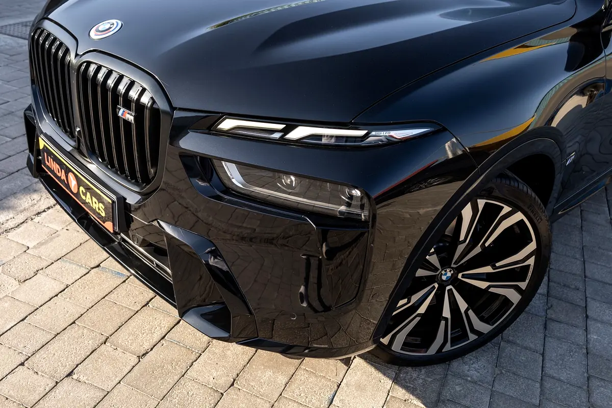 BMW X7 2023