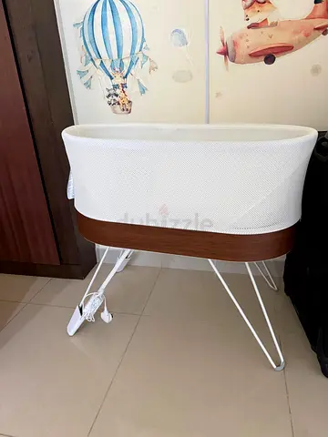 Snoo Smart Sleeper Bassinet - excellent condition