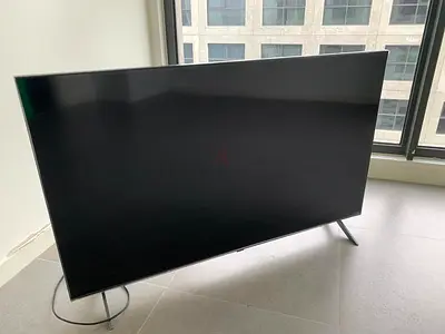 2023 LG 55-inch QNED756RD TV with cracked screen for parts