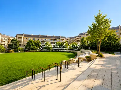 Exclusive | Boulevard View | Private Terrace
